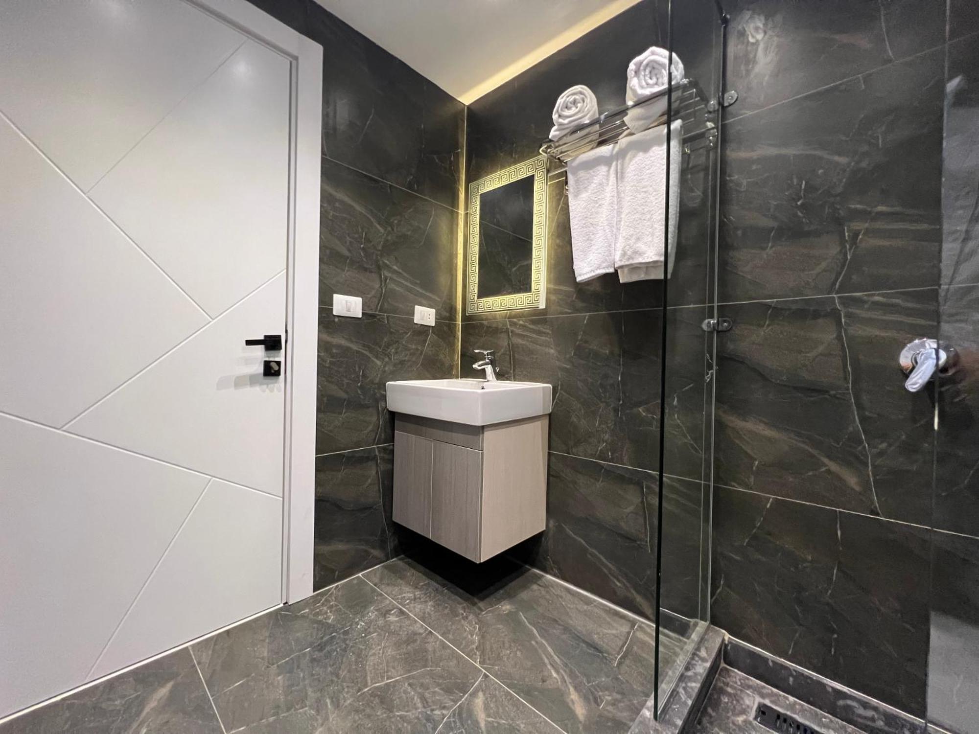 Onyx Pyramids Boutique Hotel Al Kawm al Akhdar Exterior foto